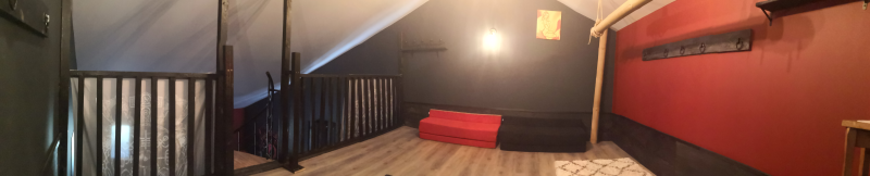 Espace dédié au Shibari et aux cordes à l'Antre des Vices